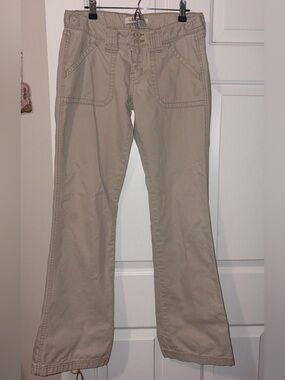 Vintage Y2K Aeropostale Women’s Low Rise Flare Khakis 5/6 Long